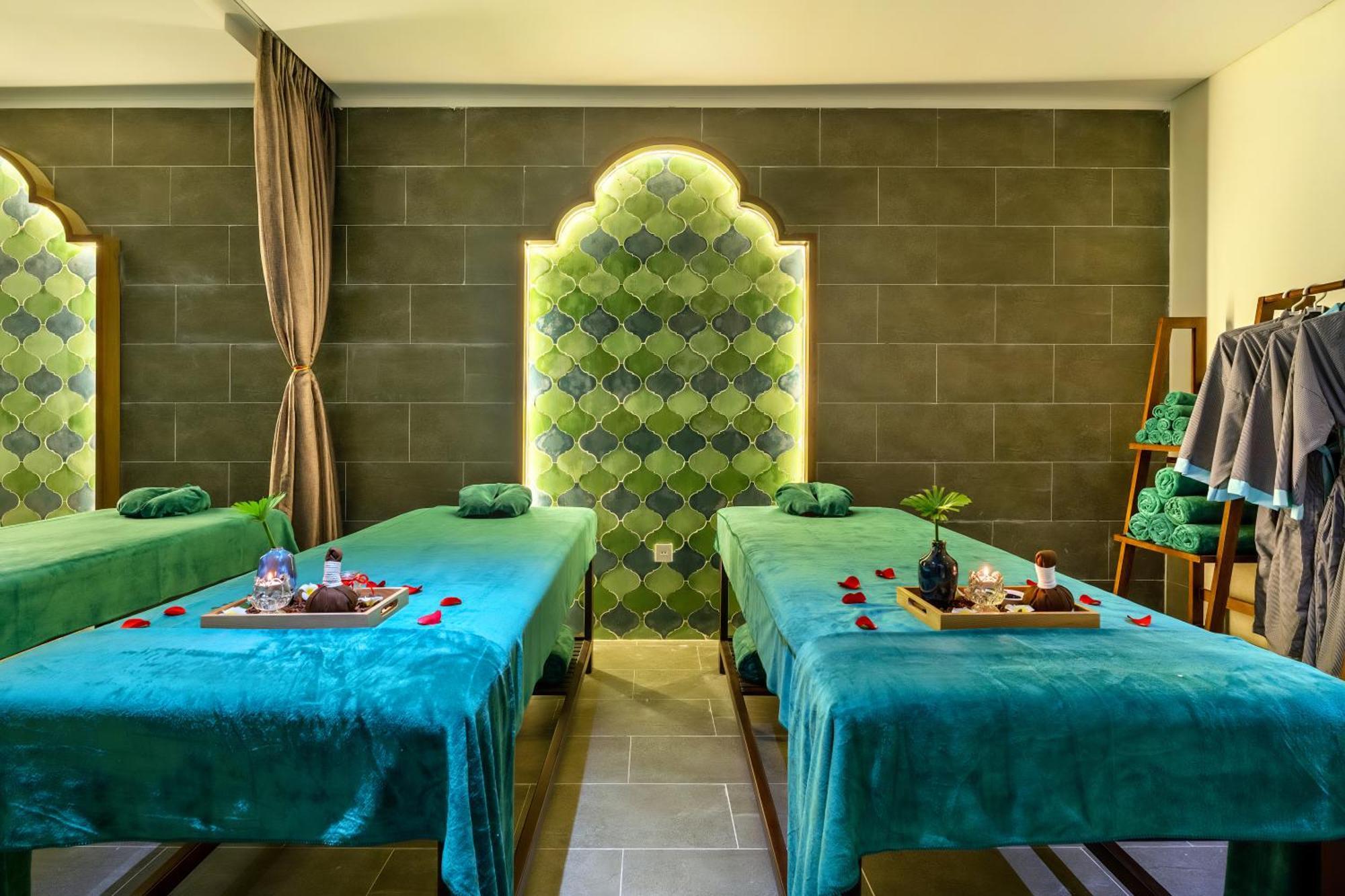 Amina Lantana Hoi An Hotel & Spa Экстерьер фото